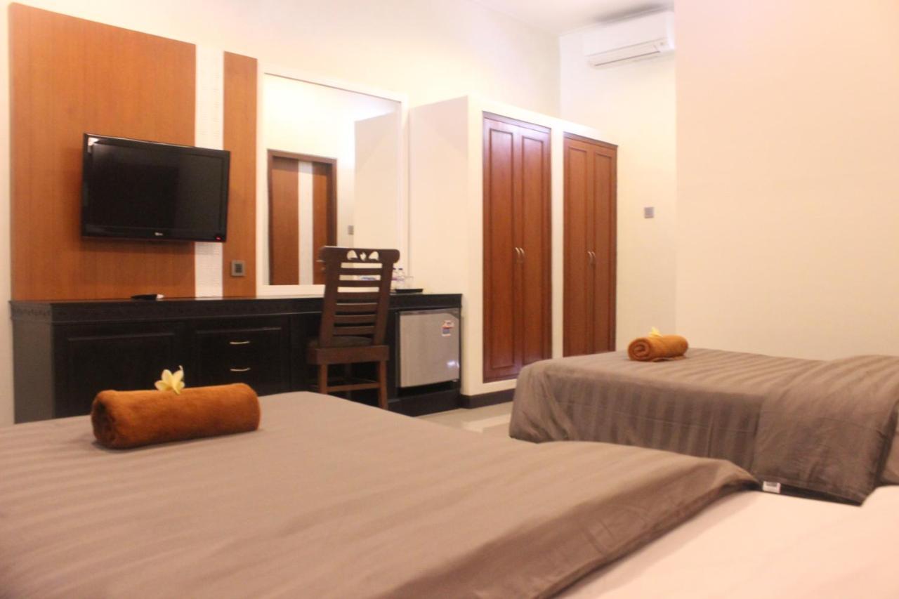 Jesens Inn II Kuta Lombok Extérieur photo